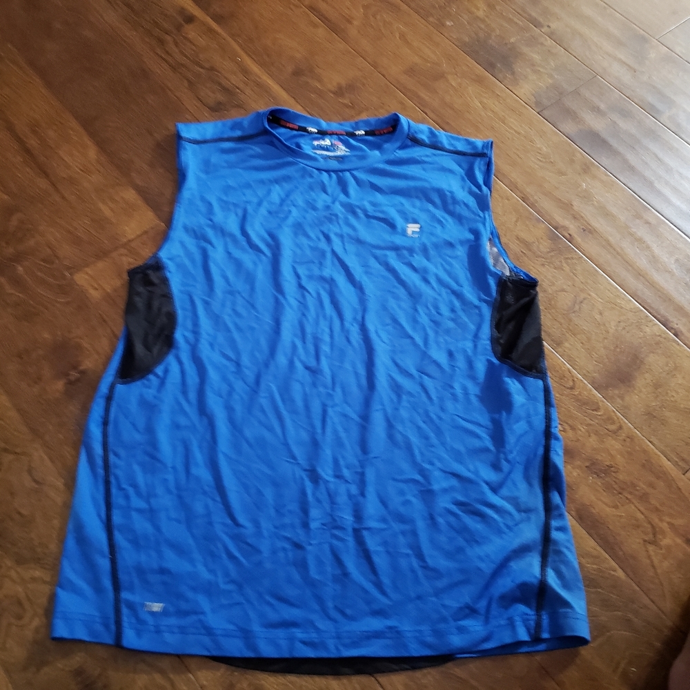 Fila Short Large Workout Shirt